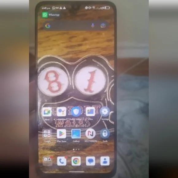 Cell phoine - Picture 2 of 2